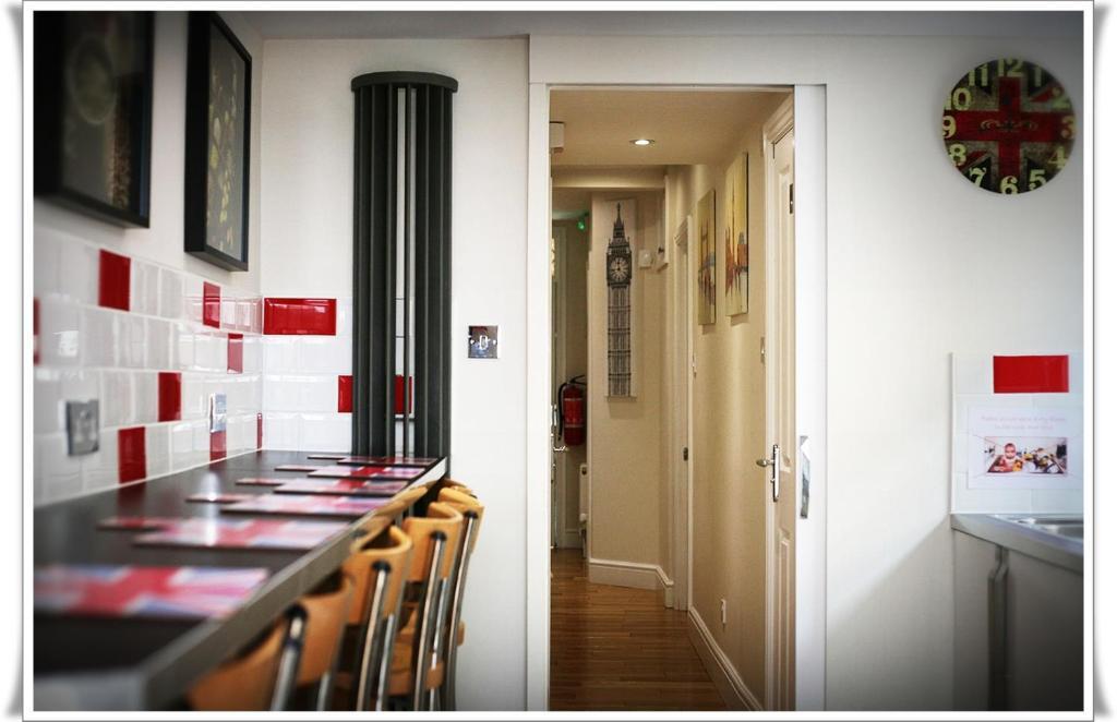 London Malvern Road Rooms To Let 部屋 写真
