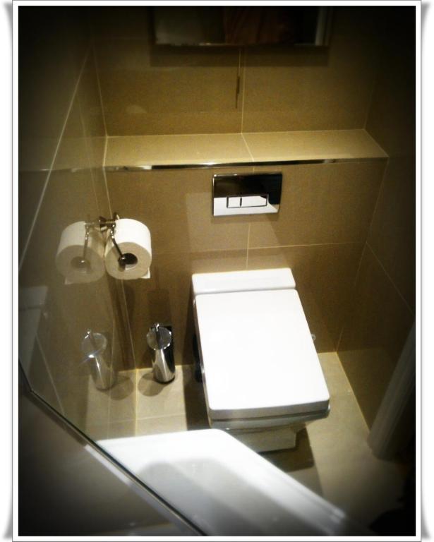 London Malvern Road Rooms To Let 部屋 写真