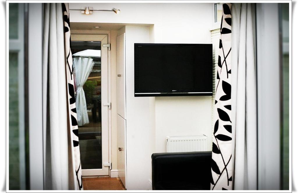 London Malvern Road Rooms To Let 部屋 写真