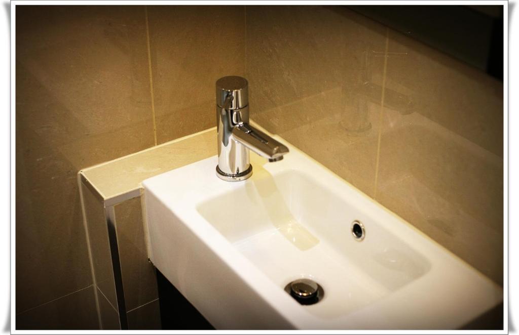 London Malvern Road Rooms To Let 部屋 写真